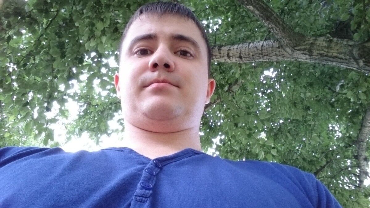  8505136  , 37 ,    -