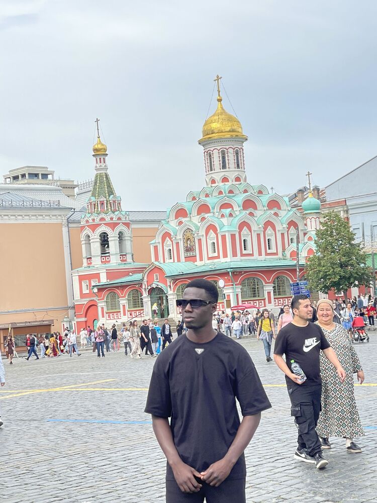  53711566  , 33 ,    -