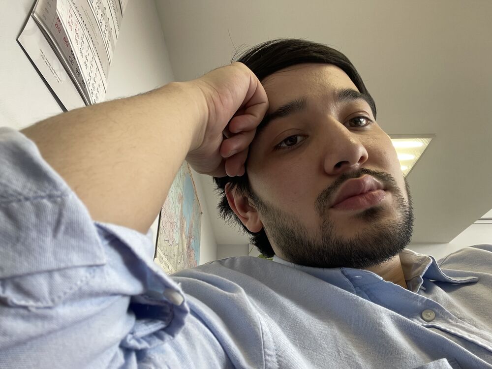  40273636  , 23 ,    -