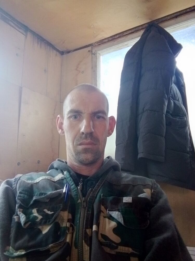  ,   Ivan, 39 ,   ,   , c , 