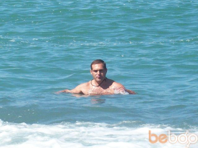  ,   Aleksandre, 45 ,   