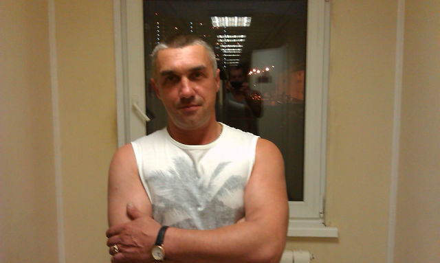  8038066  KonstantiN, 54 ,    