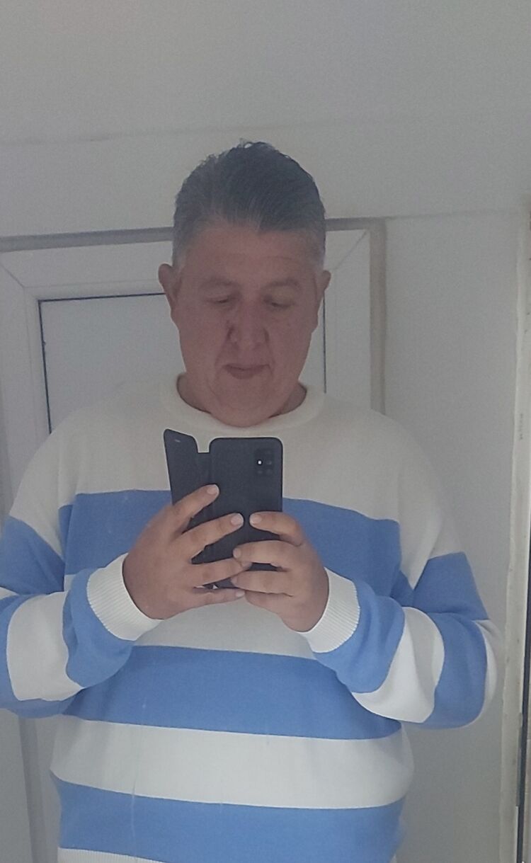  ,   Dragan, 44 ,   ,   , c , 