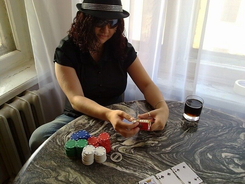  -,   RomaNova, 39 ,   ,   , c 