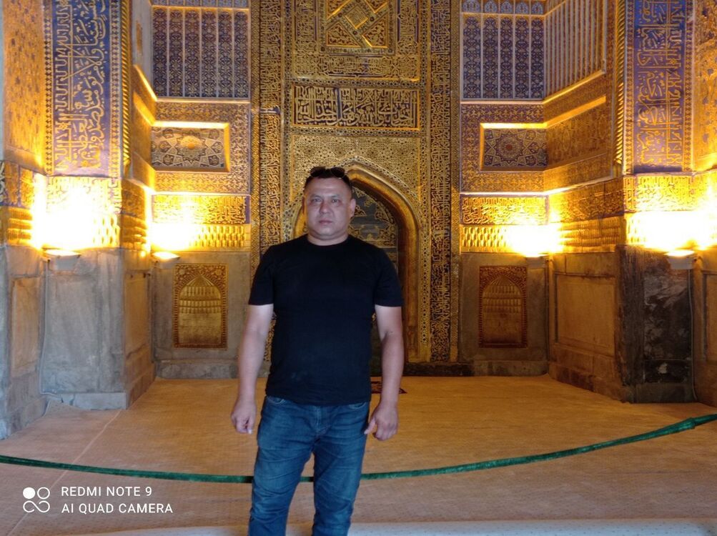  27670636  Bekzod, 38 ,    