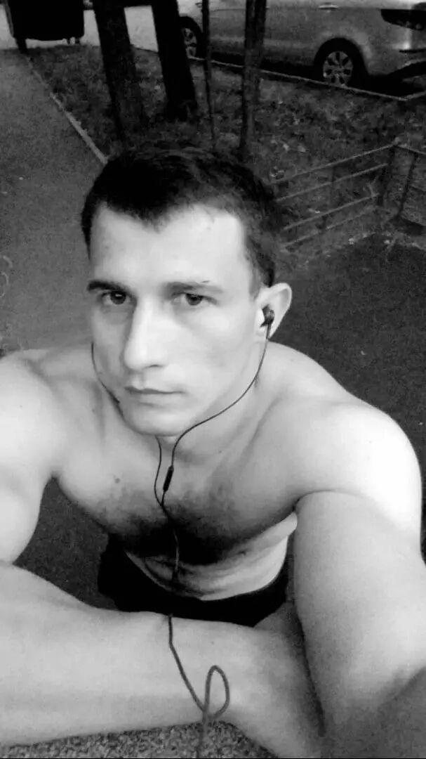  45418536  Slava, 29 ,    