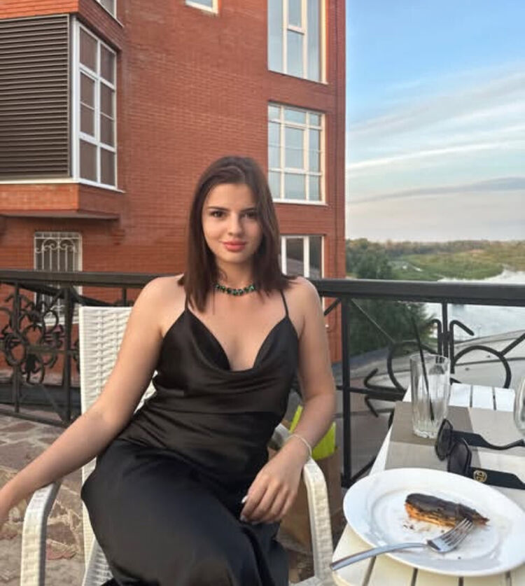  ,   Olga, 22 ,   ,   , c , 