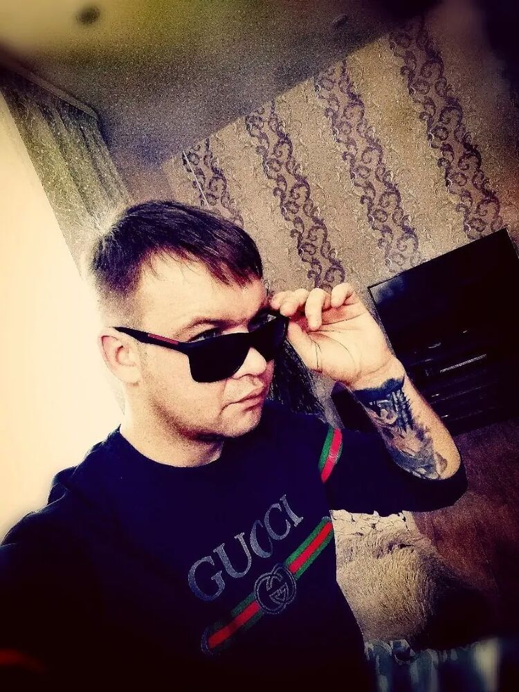  28293976  Denis, 35 ,     