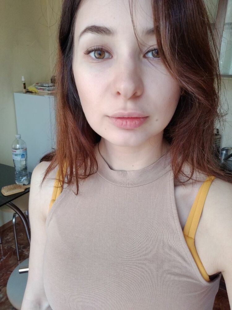  ,   Inna, 28 ,  