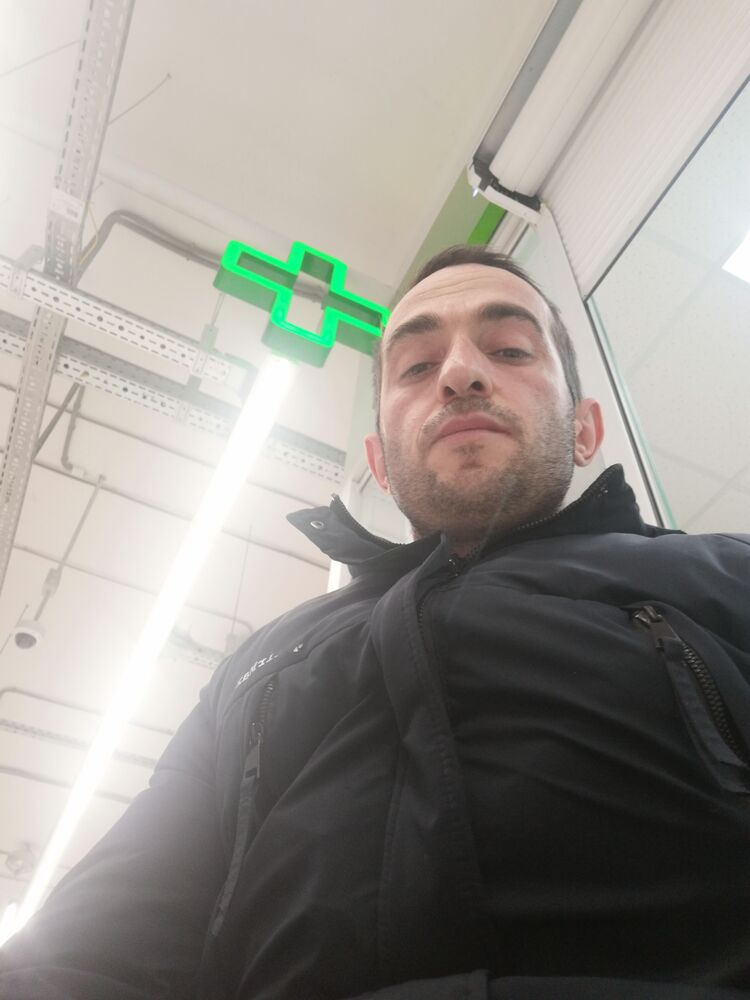  33609276  , 35 ,    