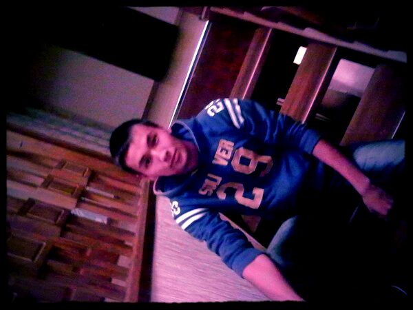  31591706  Eduard, 32 ,    