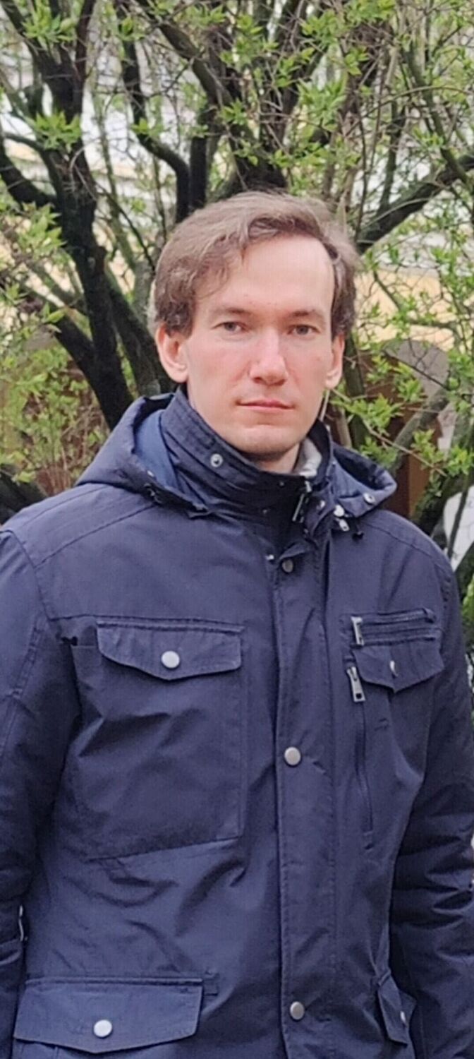  53648226  Pavel, 34 ,    