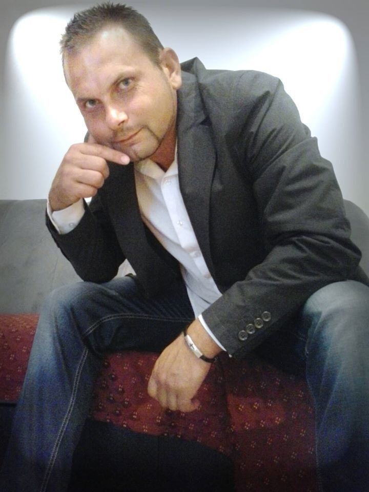  ,   Miki, 35 ,   ,   , c 