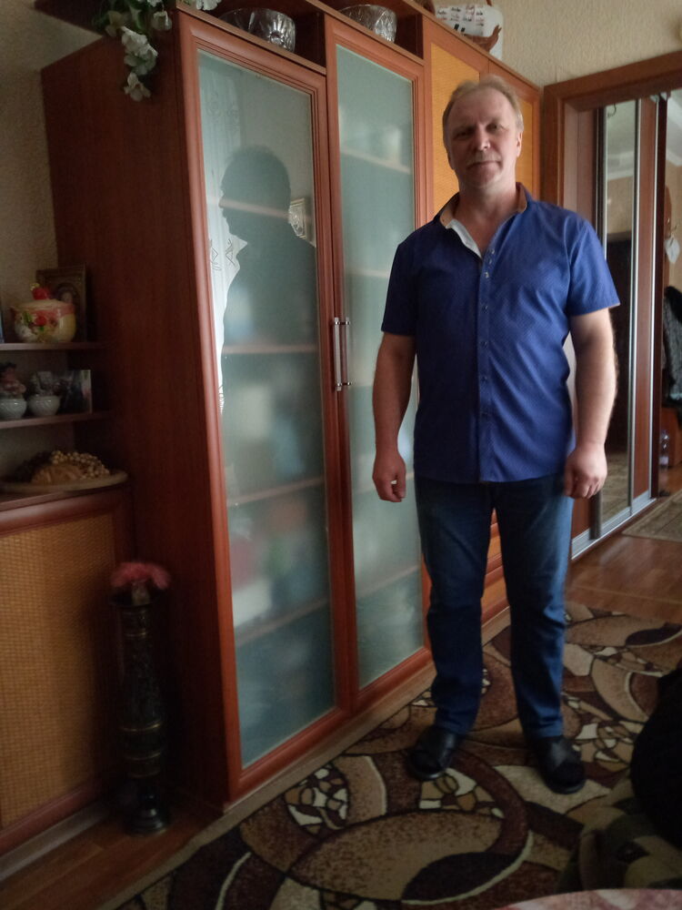  22658796  Serg, 58 ,    