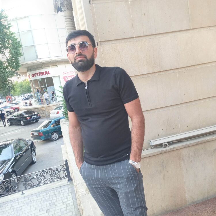 ���������� �������, ���� ������� E����, 33 ����, ������������ ��� ������, ����� � ���������