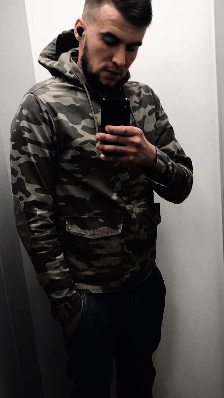  27220736  Rustam, 35 ,    