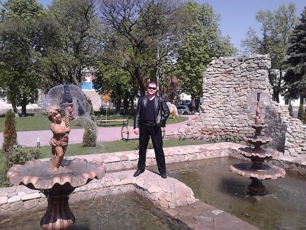  8280176  Valeriy, 40 ,    
