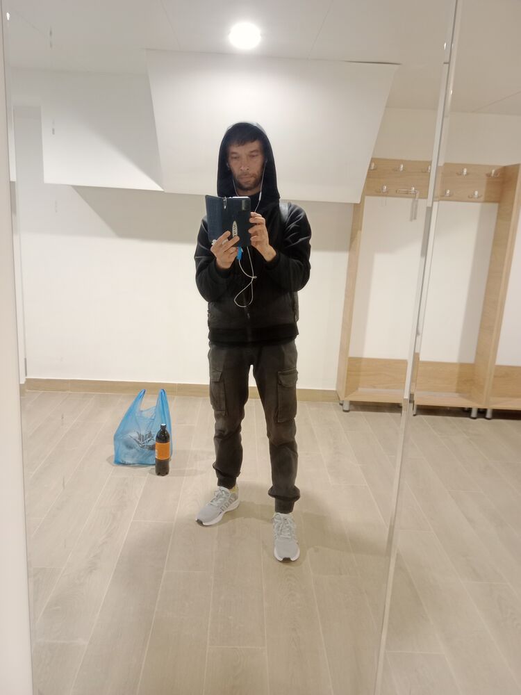  51388136  , 40 ,    