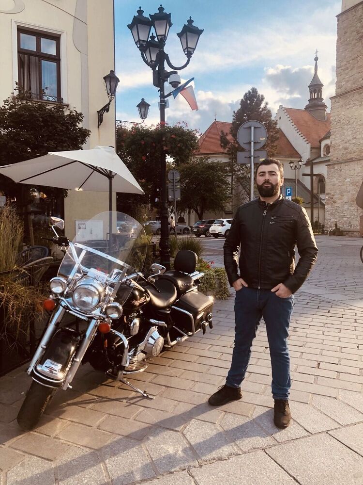  ,   Avtandil, 38 ,   ,   