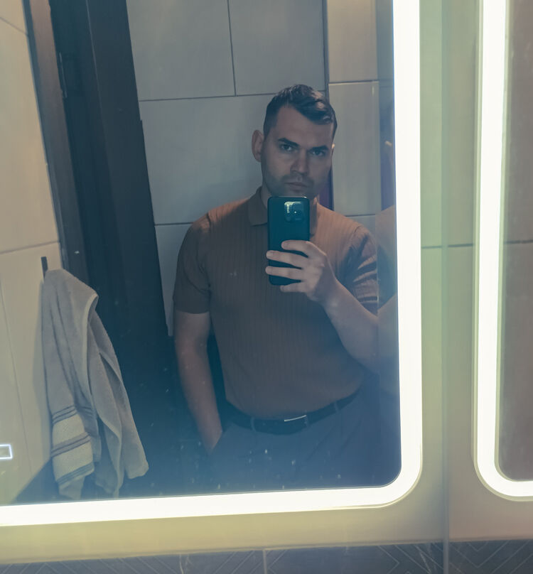  46608916  , 29 ,    