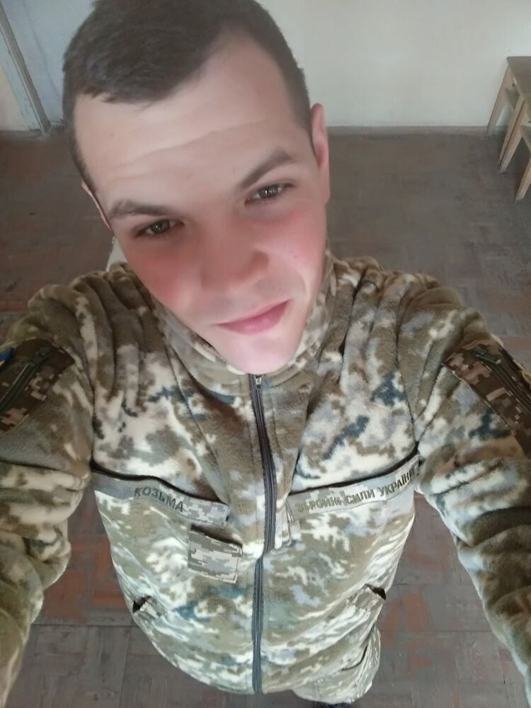  14422066  Iurakozma, 31 ,    