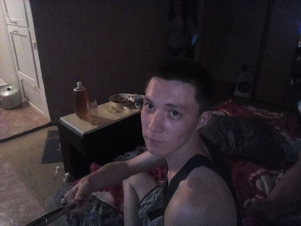  ,   Aleks, 32 ,   ,   