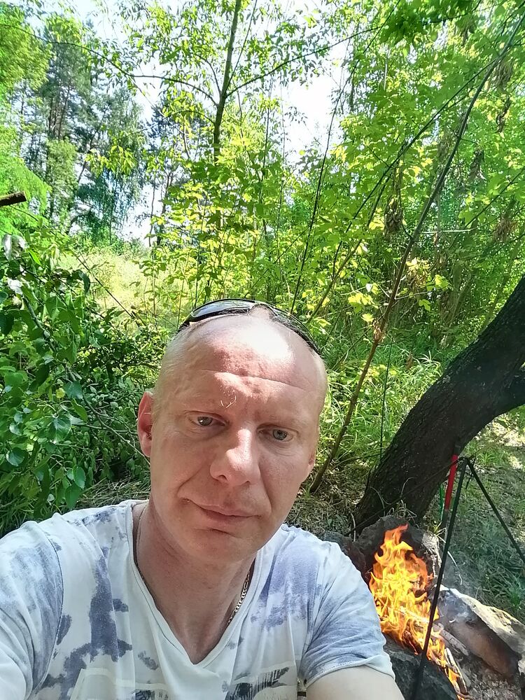  24726656  , 44 ,    
