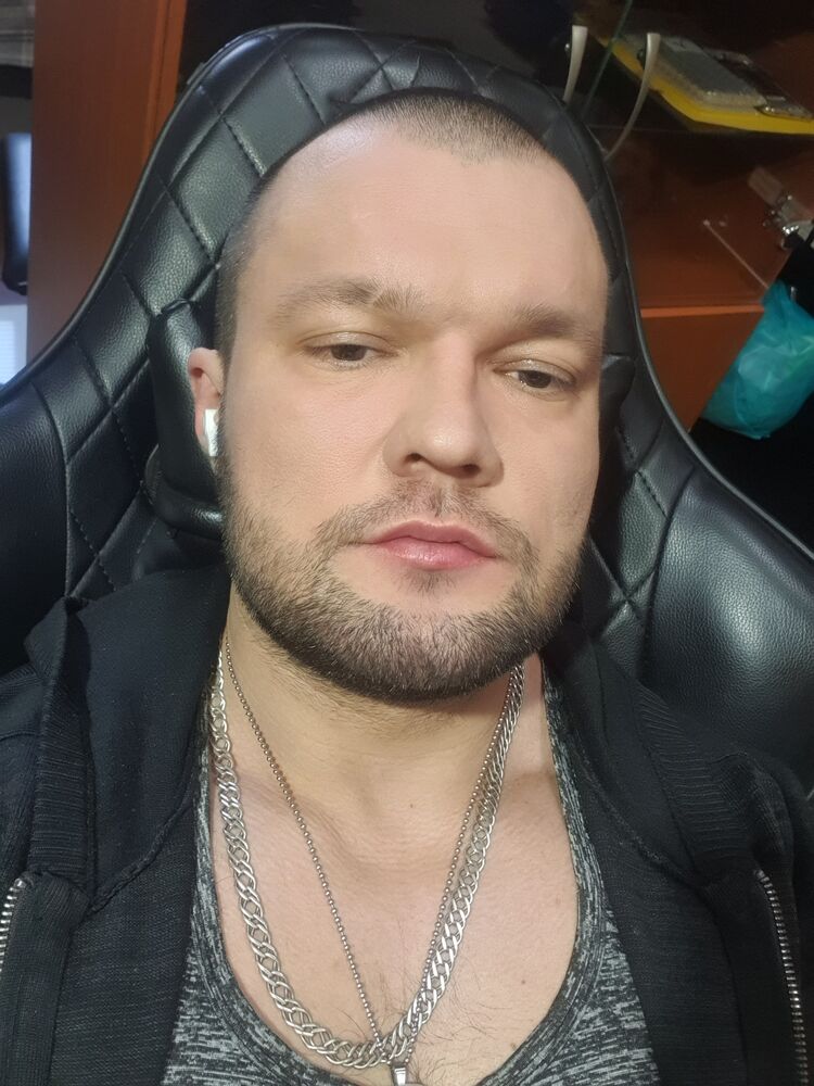  48562526  , 37 ,    