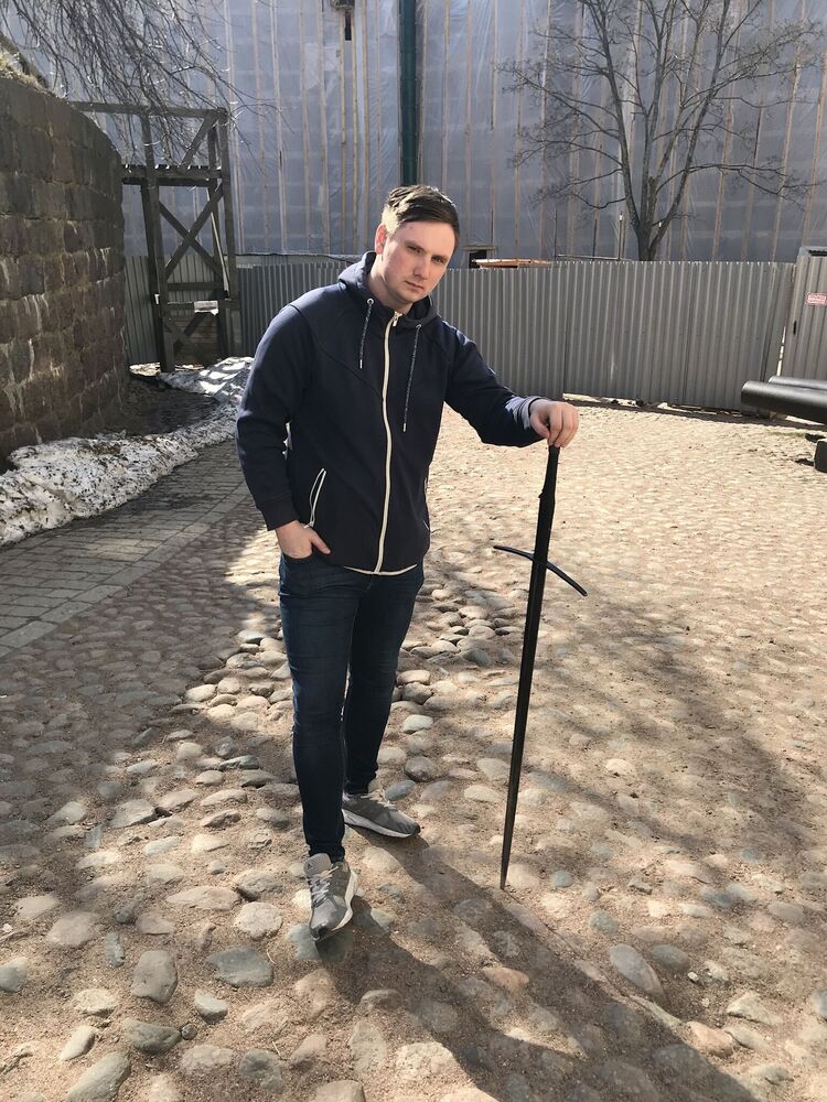  27500176  , 35 ,    -