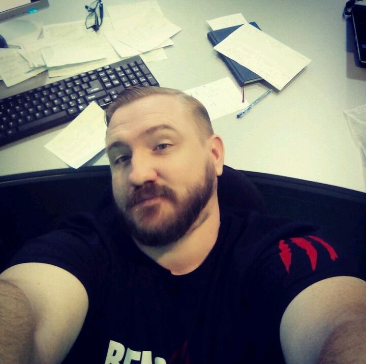  31602796  , 42 ,    