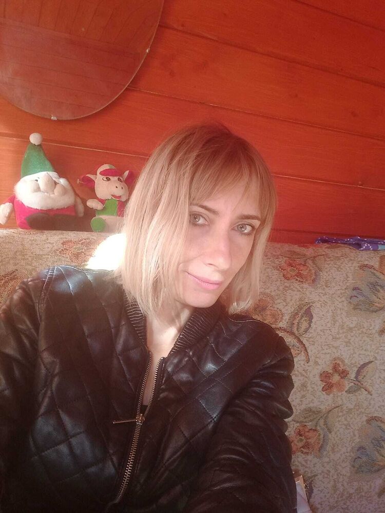  ,   Vika, 41 ,   ,   , c , 