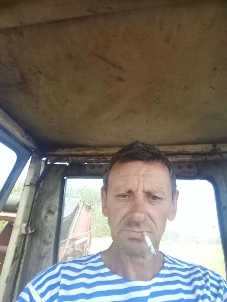  25327246  Aleksei, 58 ,    