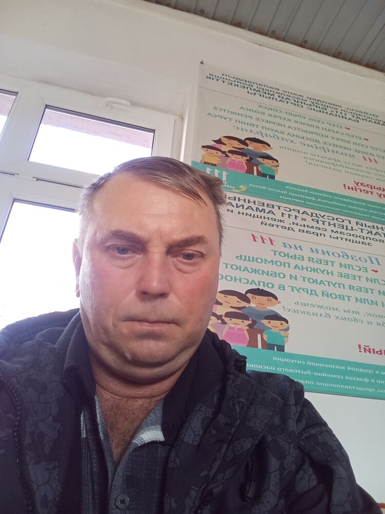  54167936  Sergei, 47 ,    