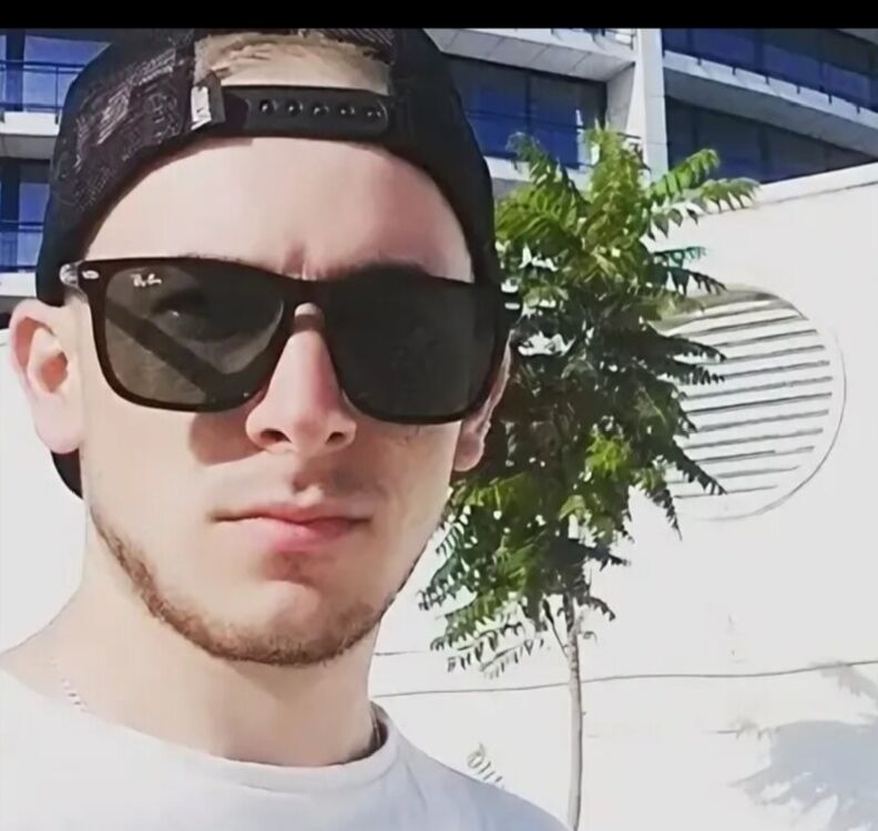 ���� 42402116 ������� �����, 33 ����, ���� ���������� � ������