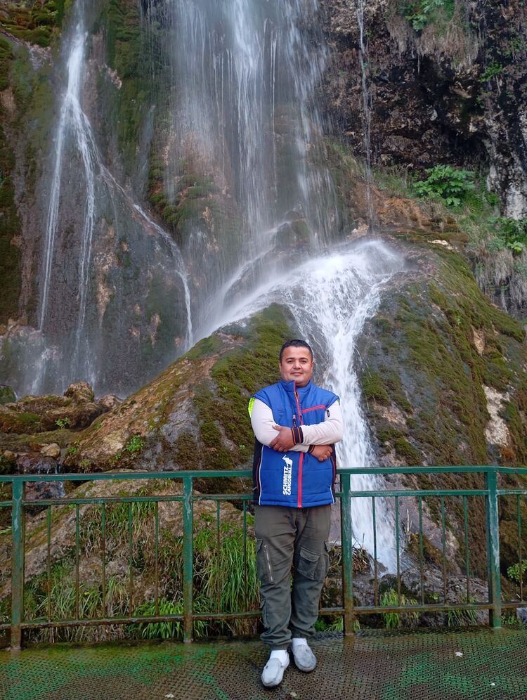  ,   Bek, 34 ,   ,   