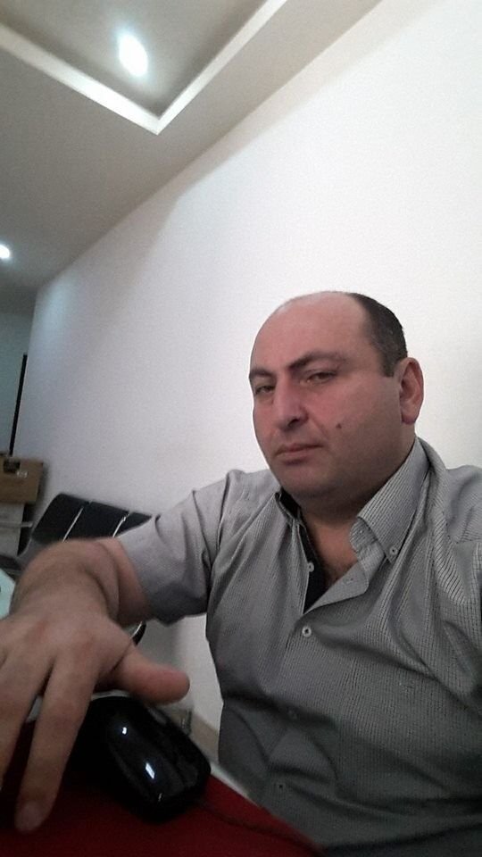  9950276  Vaja, 49 ,    