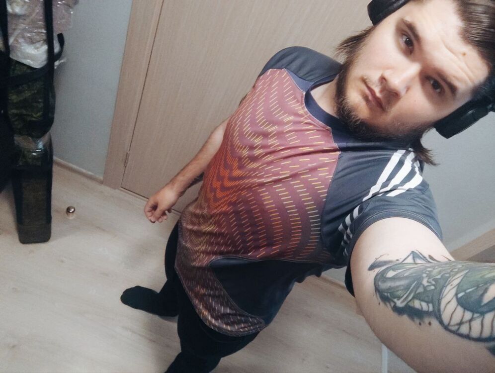  43835386  GENDALF, 25 ,    