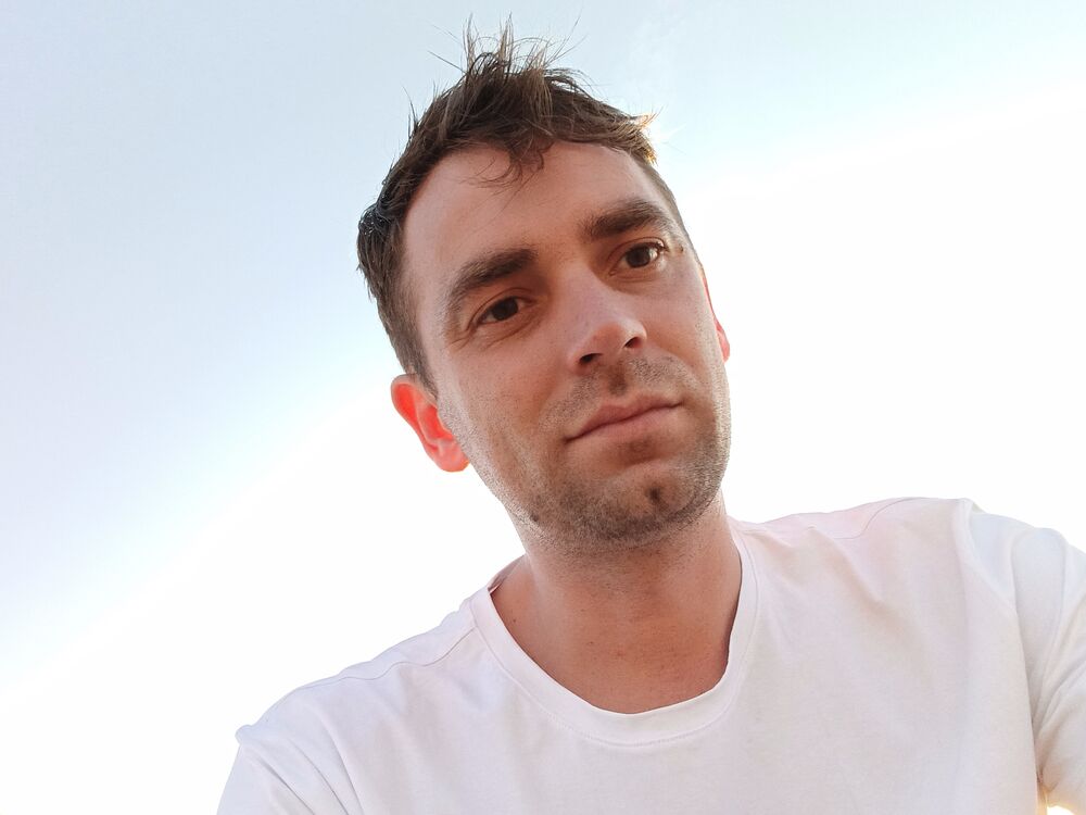  35993706  , 41 ,    