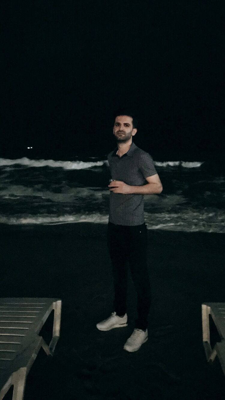  23275216  Suleyman, 31 ,    