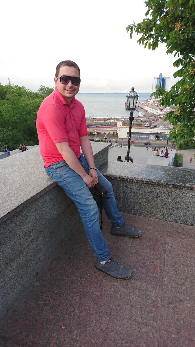  ,   Yaroslav, 32 ,   ,   , c 