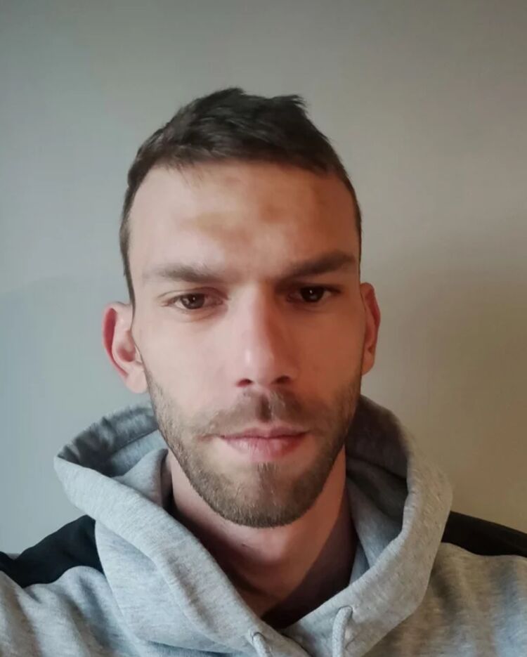  50446266  , 28 ,    