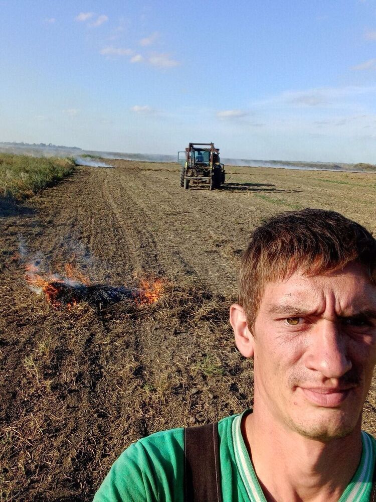  ,   Sergei, 35 ,   c 