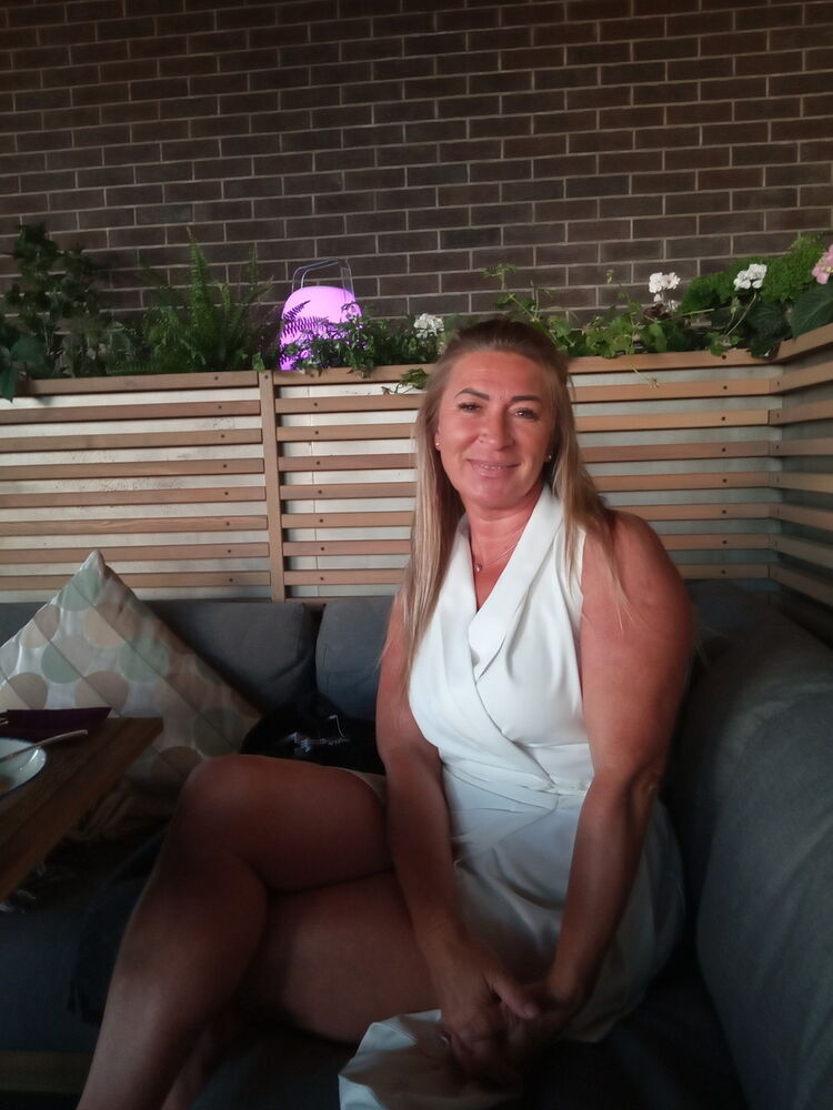  ,   Iveta, 53 ,   ,   , c 