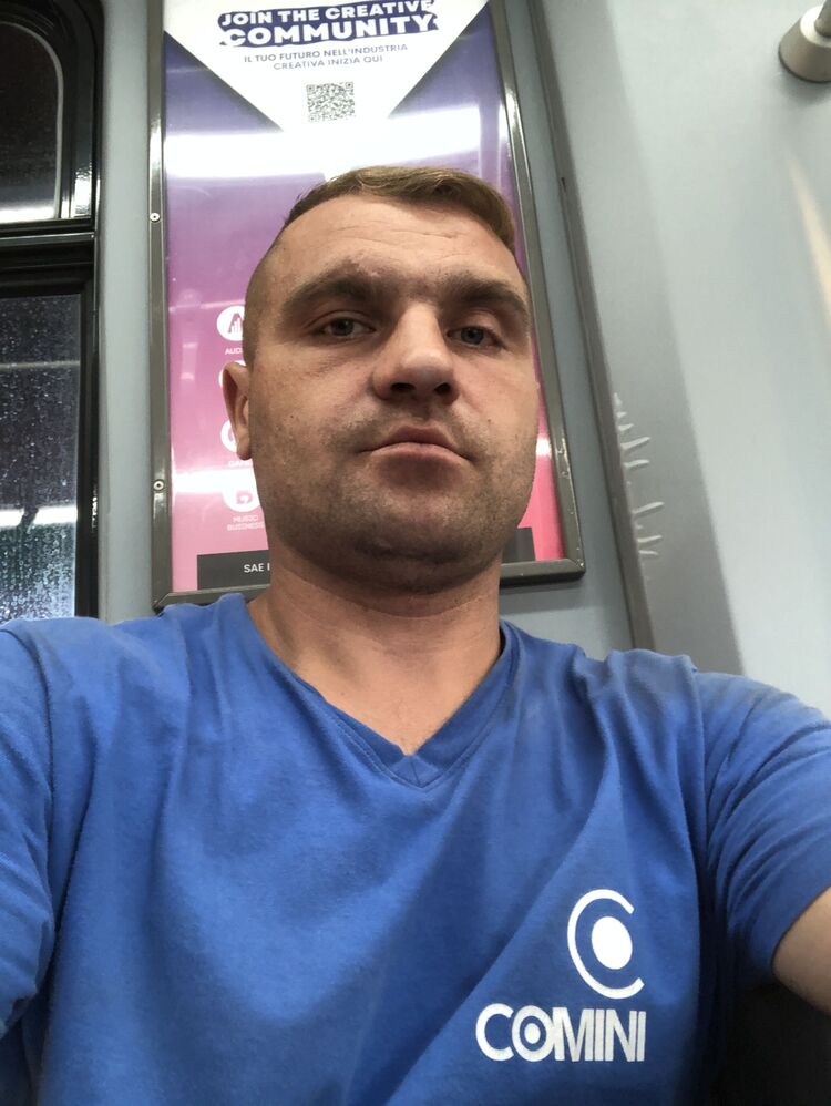  Cologno Monzese,   Ion, 32 ,     , c 