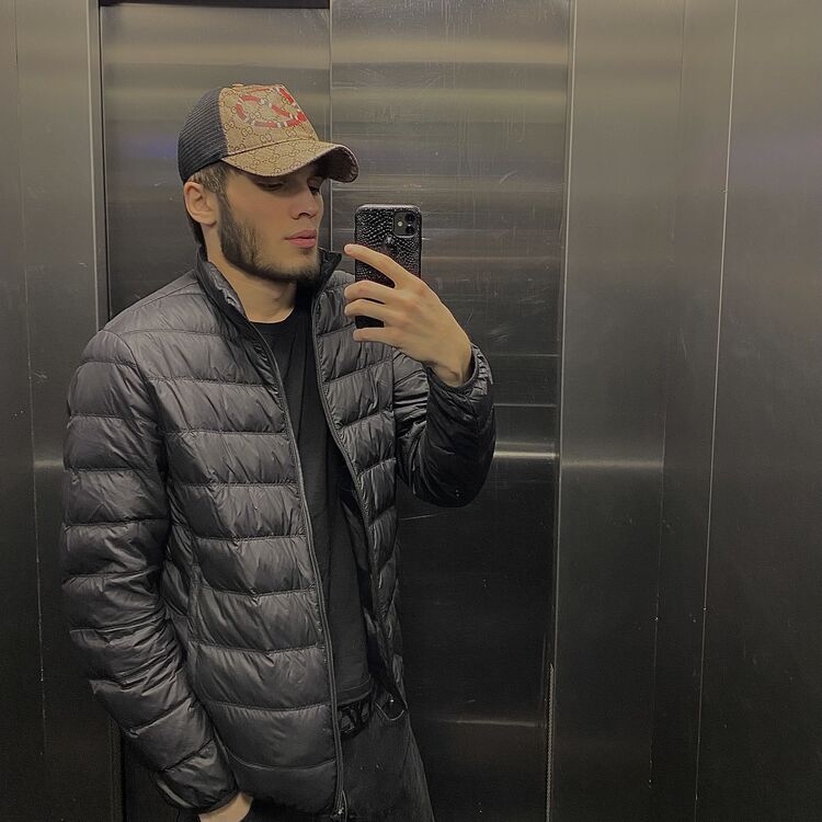  ,   Tuneyadec, 29 ,   