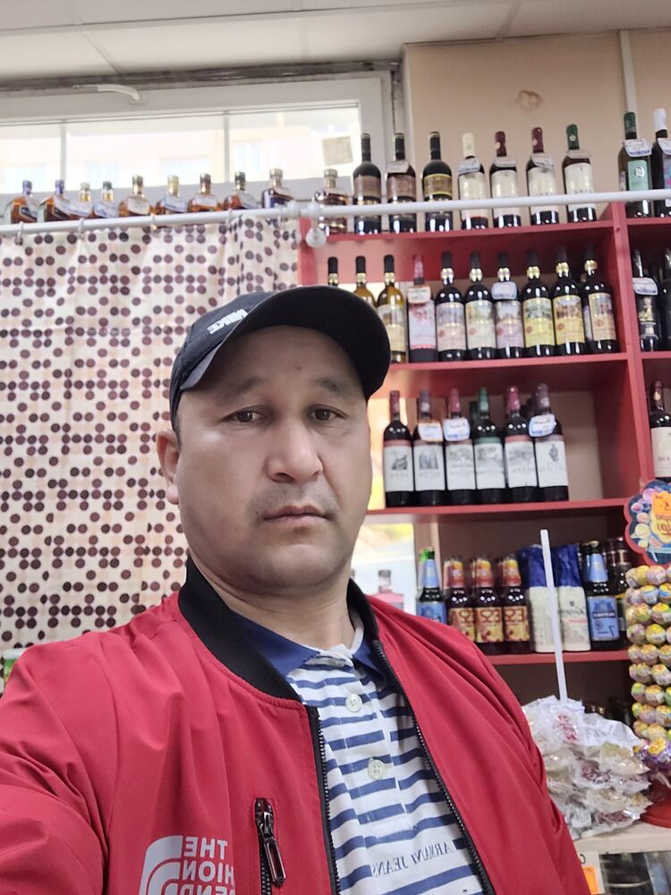  -,   Ali, 40 ,   ,   