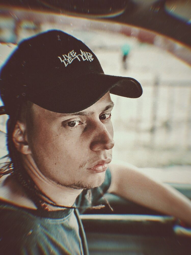 ���� 24203396 ������� Kiss, 31 ���, ���� ���������� � ������