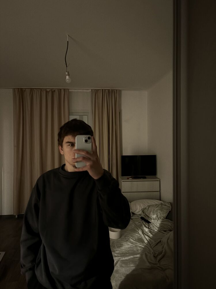  41368846  , 21 ,    