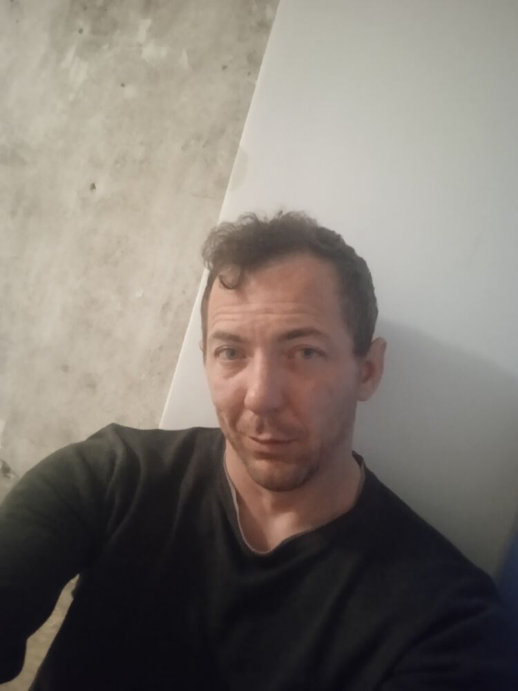  52124706  , 37 ,    