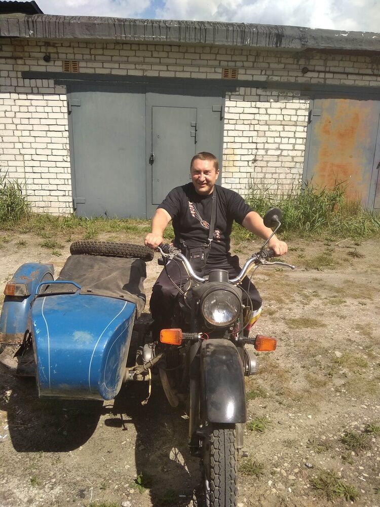  21037926  , 46 ,    